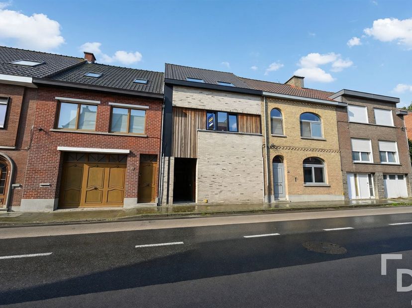 Appartement te huur in Diksmuidseweg 19 bus A,
                    8900 Ieper