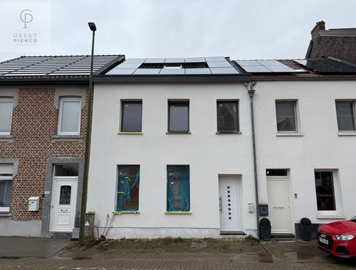                                         Maison à vendre à Neerwinden, € 289.000
