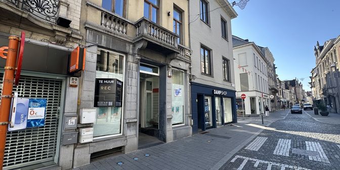 Bedrijfsvastgoed te huur in Antwerpsestraat 74, 2500 Lier
