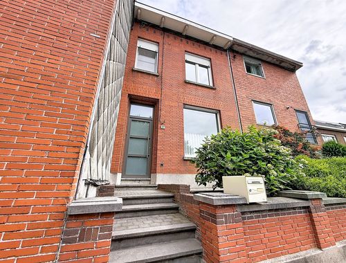                                         Woning te koop in Luingne, € 235.000

