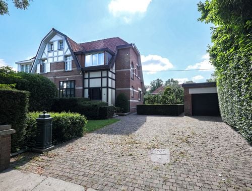                                         Woning te koop in Mortsel, € 745.000
