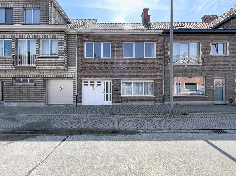 Situation<br />
Emplacement de choix au centre d'Audenarde<br />
Cette charmante maison bénéficie d'un emplacement exceptionnel au cœur d'Audenarde. L