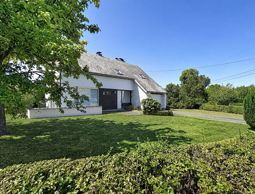                                         Woning te koop in Baronville, € 320.000
