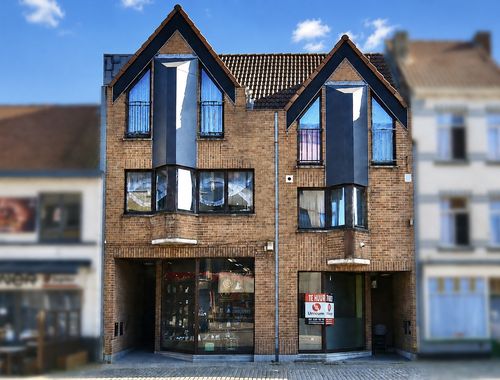                                         Immeuble d'appartements à vendre à Eeklo, € 559.000
