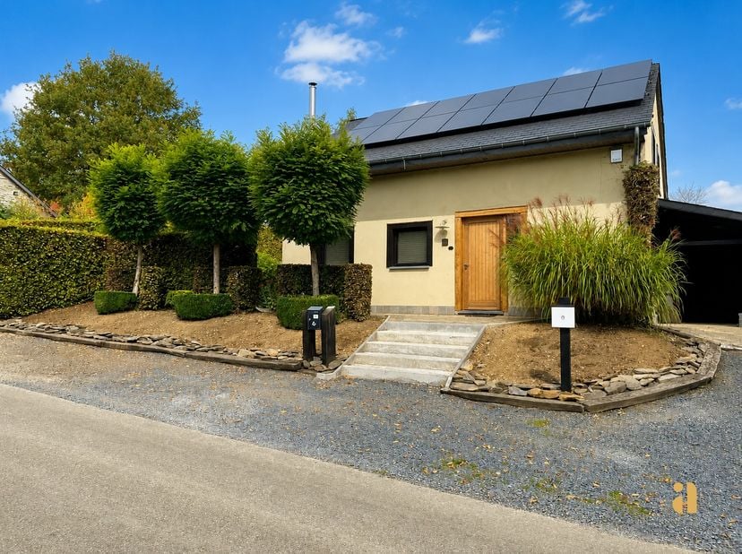 Deze vrijstaande woning in Wibrin is ideaal voor kopers die dromen van een eigen plek in de Ardennen: een rustige gezinsvakantiewoning waar weekends,