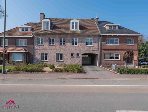                                         Appartement à vendre à As, € 820.000
