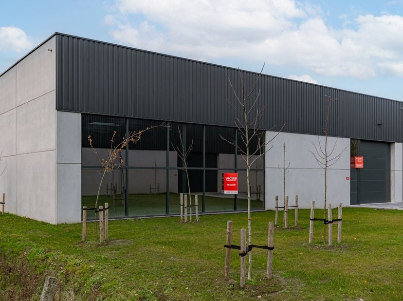 Ontdek het gloednieuwe KMO-project Gruuthuse in Oostkamp.<br />
Dit modern bedrijvenproject bevindt zich op een strategische locatie in het hart van W