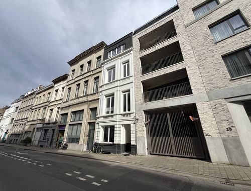                                         Appartement te huur in Antwerpen, € 920
