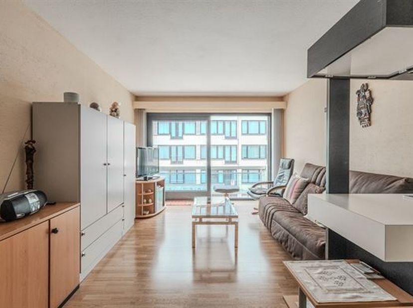 Te koop: gezellige studio in residentie Lord, centraal gelegen in Middelkerke.<br />
Deze studio bevindt zich op de tweede verdieping en vormt een ide