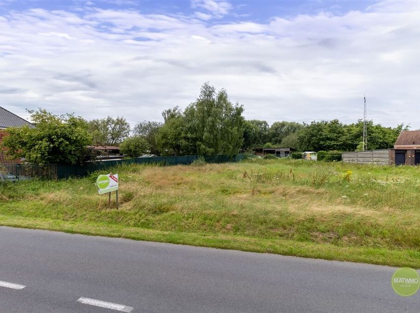 Dans une rue calme et verdoyante de Balen-Hulsen, nous trouvons ces deux spacieux terrains à bâtir pour la construction d'une maison jumelée. <br />
L