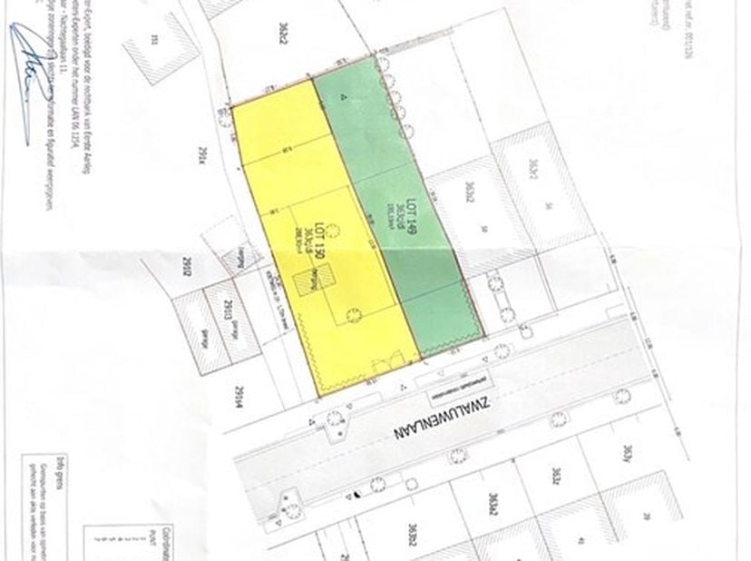 RARE TERRAIN À BÂTIR À VENDRE AARTSELAAR<br />
Construisez la maison de vos rêves dans un emplacement de choix à Aartselaar.<br />
Dans la paisible et
