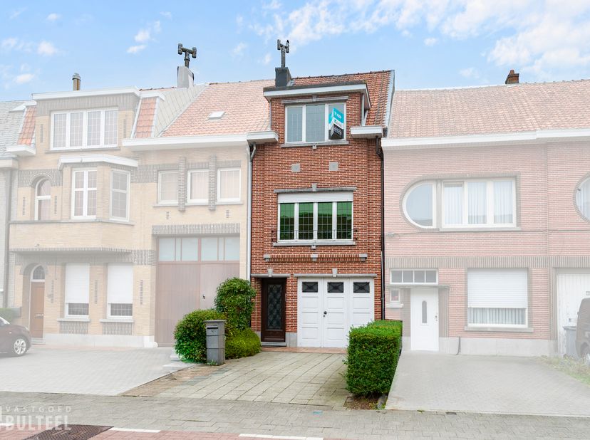 Maison à vendre à Lepelhoekstraat 13,
                    9100 Sint-Niklaas