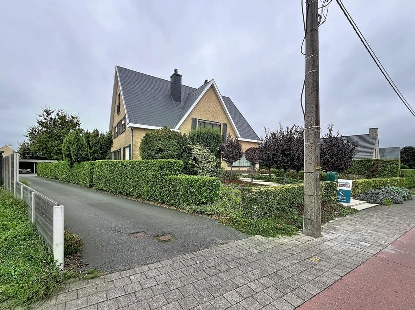 Huis te huur in Brugstraat 121 bus 1A,
                    9880 Aalter