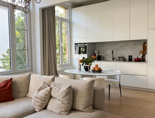                                         Appartement te huur in Berchem, € 1.195
