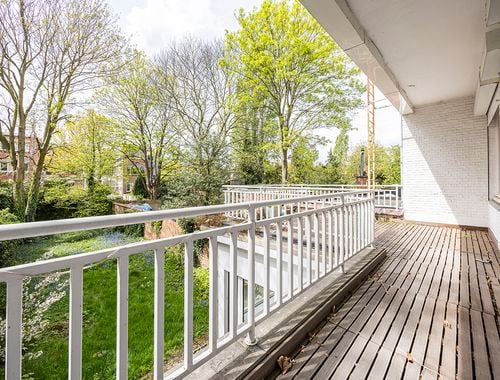                                         Appartement à vendre à Berchem, € 193.000
