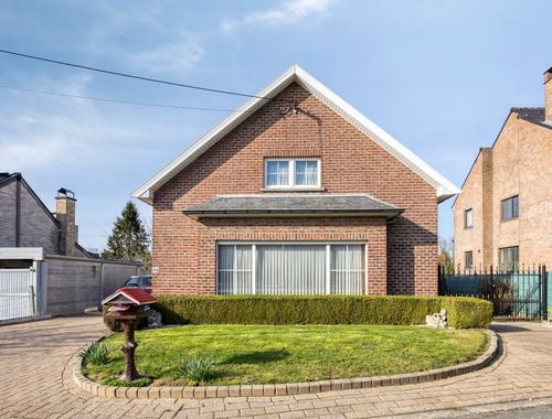                                        Bungalow à vendre à Ninove, € 290.000
