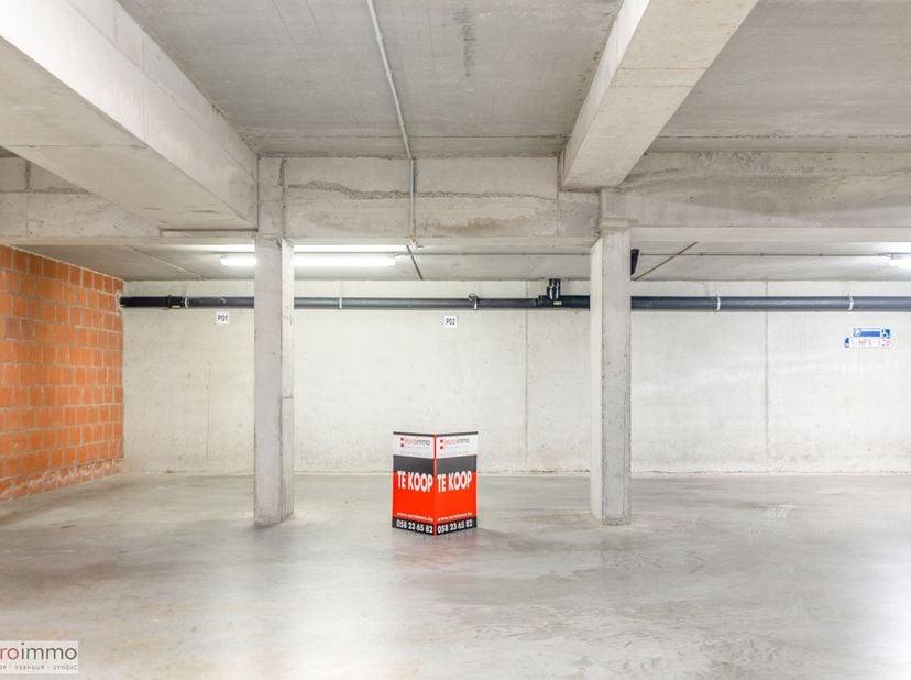 Garage te koop in Albert I Laan 70,
                    8620 Nieuwpoort