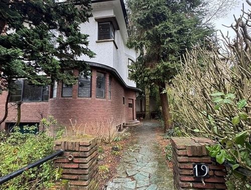                                         Woning te huur in Elsene, € 2.200
