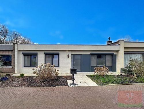                                         Bungalow à vendre à Zottegem, € 329.000
