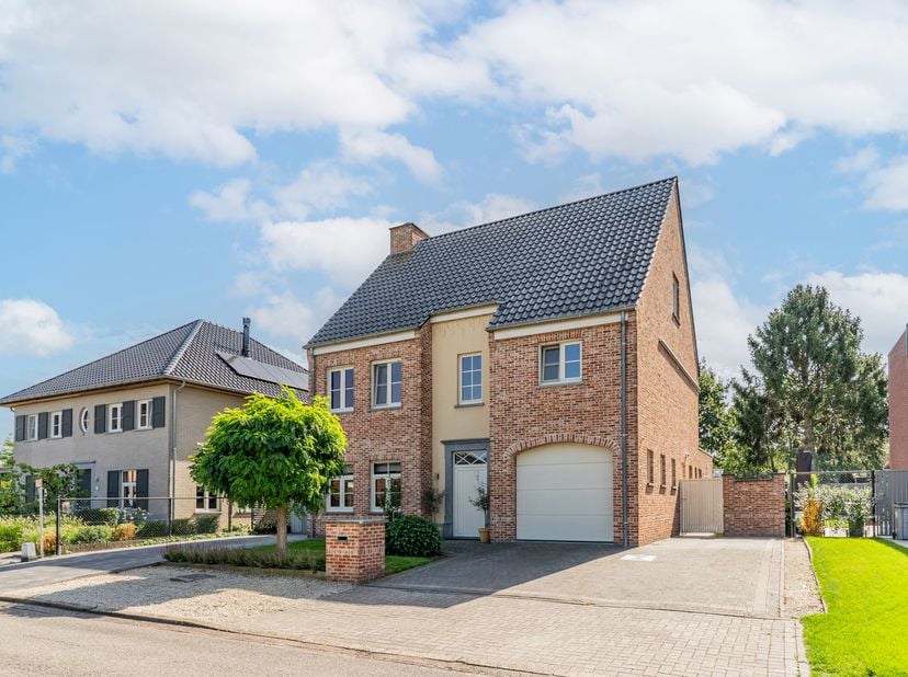 Maison à vendre à Roedestraat 24,
                    2480 Dessel