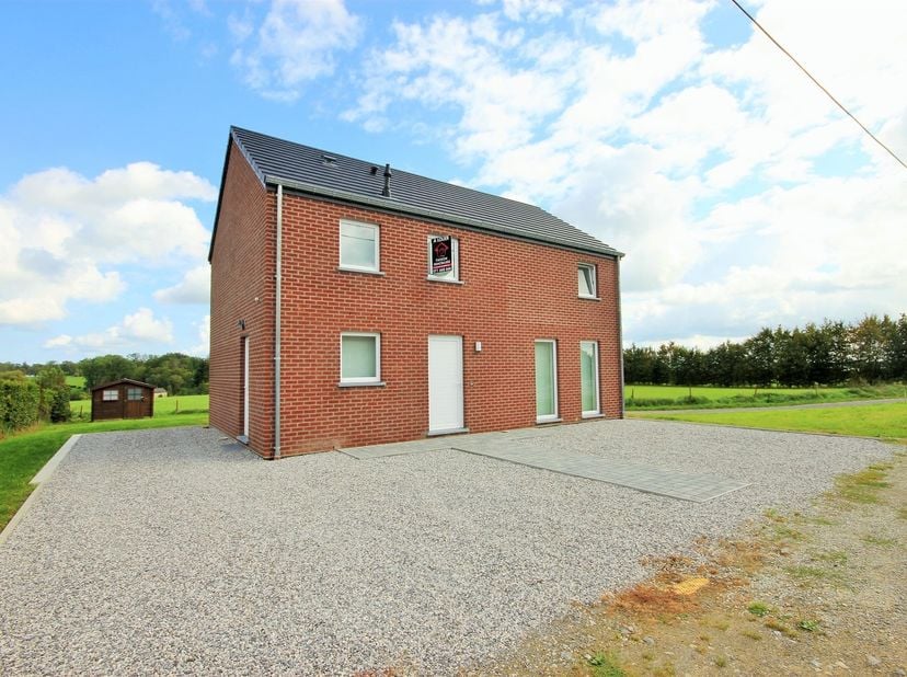 Huis te huur
                    in 5600 Philippeville
