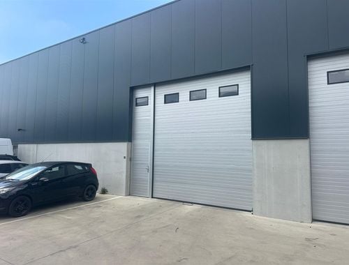                                         Bedrijfsgebouw te huur in Lede, € 1.395
