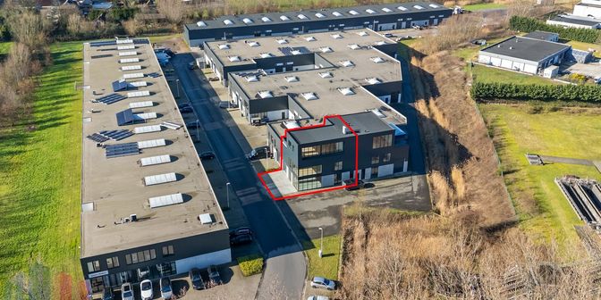 Bedrijfsvastgoed te huur in Triphonstraat 52, 9060 Zelzate