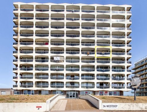                                         Studio met slaaphoek te koop in De Panne, € 125.000
