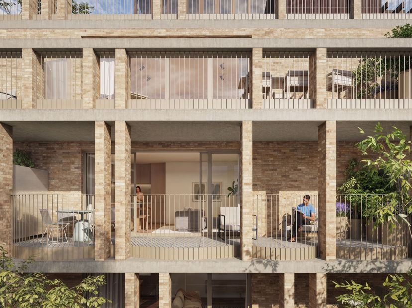 Dit tweeslaapkamerappartement van 89,7 m² is gelegen op het eerste verdiep en de indeling is als volgt: een inkomhal met plaats voor een vestiairekast