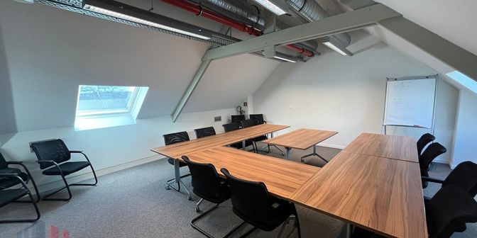 Bedrijfsvastgoed te huur in Guldensporenpark 120, 9820 Merelbeke