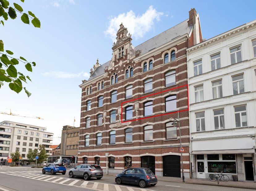 Appartement à vendre à Plantinkaai 1 boîte 206,
                    2000 Antwerpen