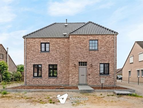                                         Eengezinswoning te koop in Wijchmaal, € 625.000
