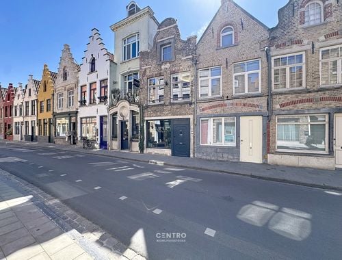                                         Usage mixte à vendre à Brugge, € 850.000

