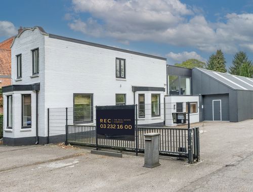                                         Usage mixte à vendre à Kalmthout, € 1.995.000
