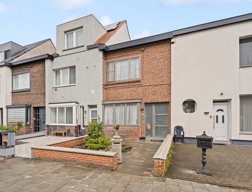                                         Woning te koop in Wondelgem, € 306.000

