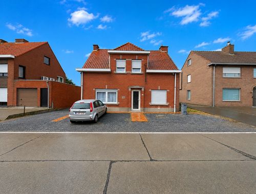                                         Woning te koop in Roeselare, € 365.000
