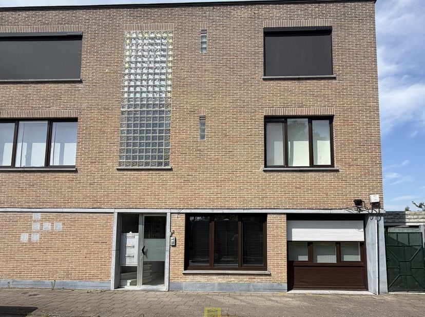 Appartement te koop in Zijpbeekstraat 2 bus 1,
                    9300 Aalst
