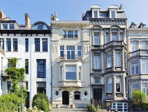                                         Maison à louer à Etterbeek, € 3.750
