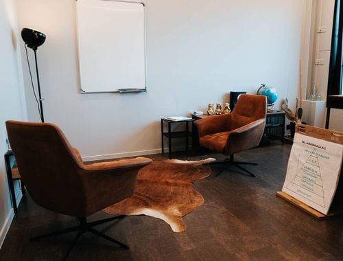                                         Kantoor te huur in Roeselare, € 400
