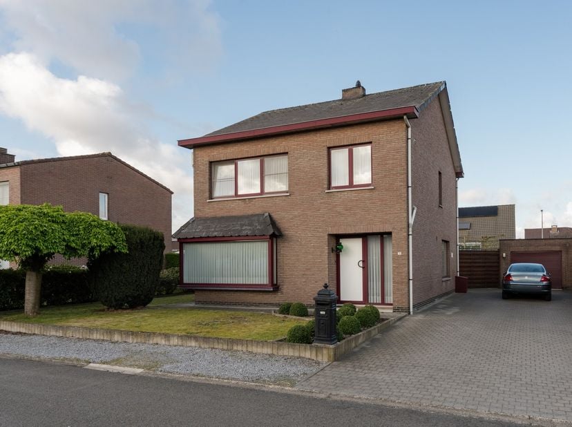 Huis te koop in Joost van den Vondelstraat 24 bus 1,
                    3920 Lommel