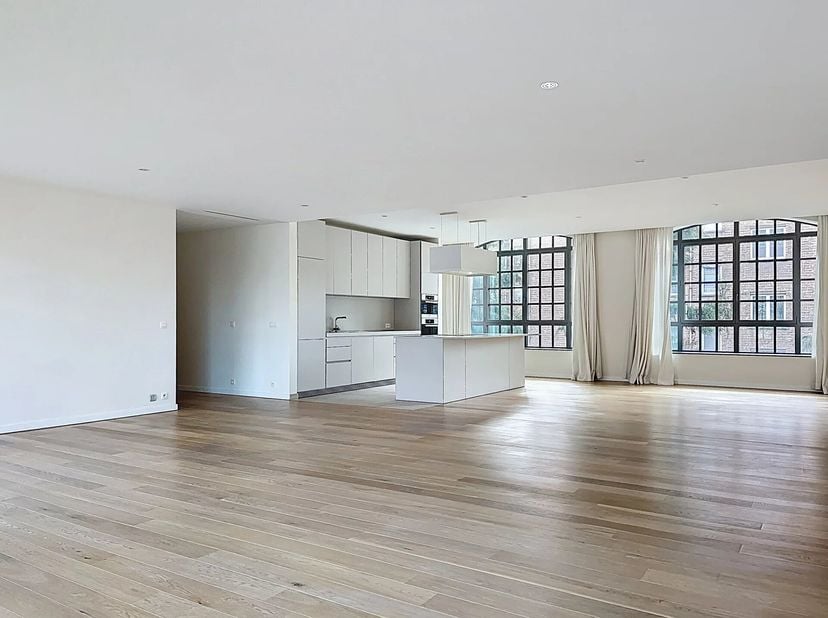Appartement à louer à CHAUSSÉE DE WATERLOO 496 boîte D,
                    1050 Ixelles