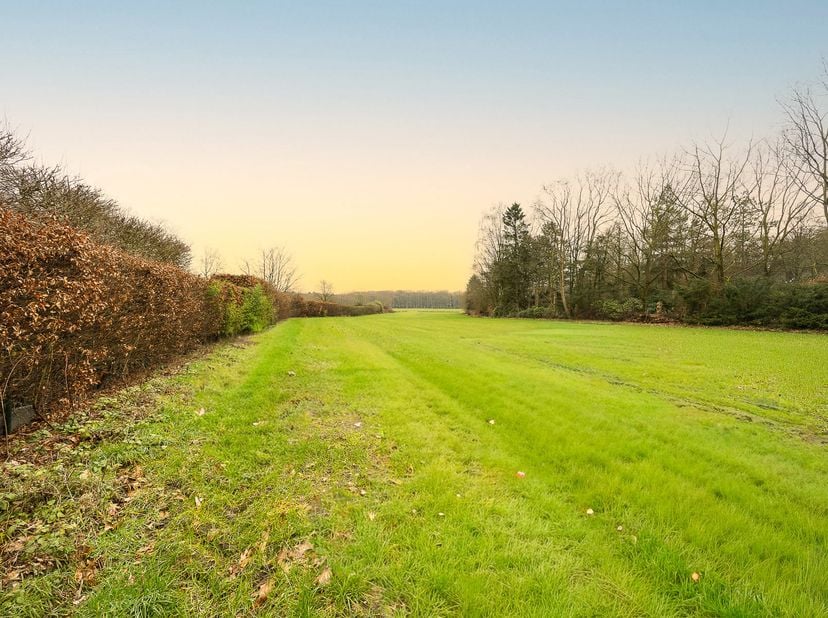 Grond te koop in Essensteenweg 91,
                    2930 Brasschaat