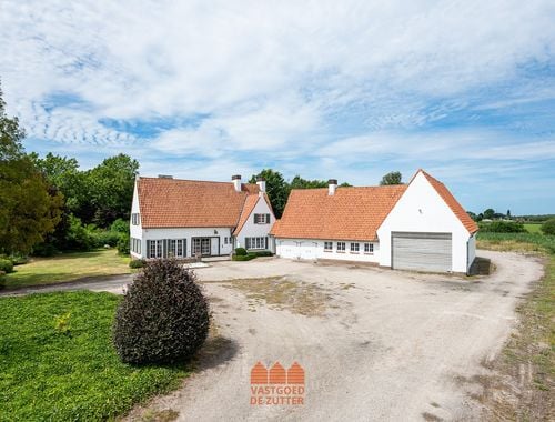                                         Maison à vendre à Eeklo, € 699.000
