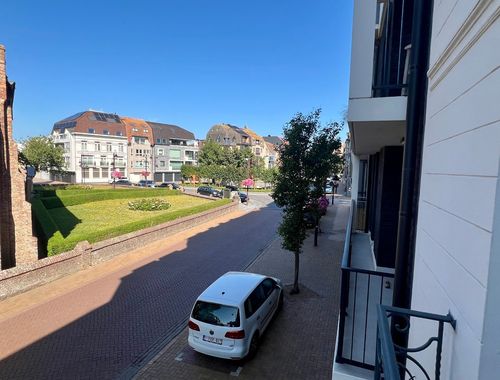                                         Appartement te huur in Wenduine, € 750
