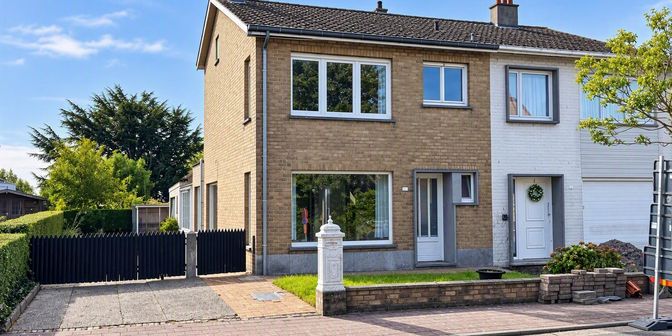 Huis te koop in Heestersstraat 8, 8301 Heist