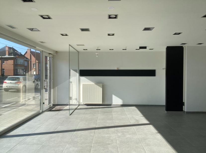 Droomt u van een eigen winkel, conceptstore, showroom of praktijkruimte, maar wilt u eerst uw idee uittesten? Dan is deze pop-upruimte in het centrum