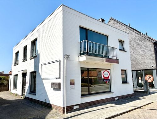                                         Appartement à louer à Loppem, € 895
