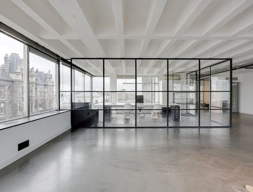                                         Bureaux à vendre à Antwerpen, € 415.000

