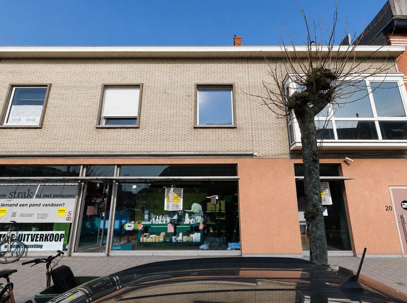 Bien professionnel à vendre
                    à 9060 Zelzate