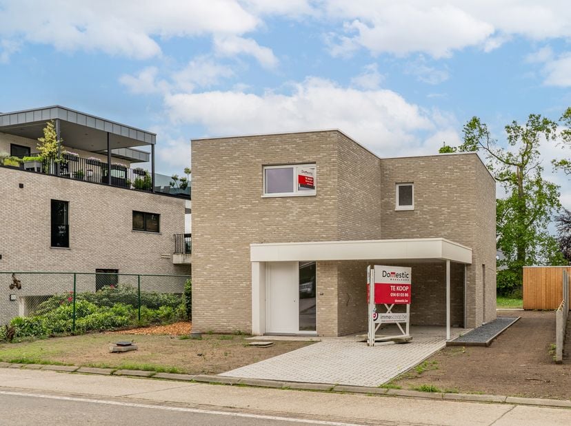 Maison à vendre
                    à 2400 Mol